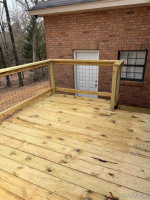 140 LAUREL HILL Drive