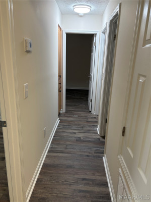 140 LAUREL HILL Drive