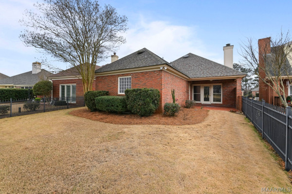 9105 GREEN CHASE Drive