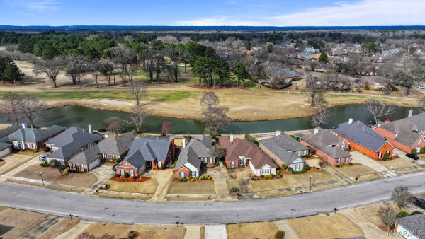 9105 GREEN CHASE Drive