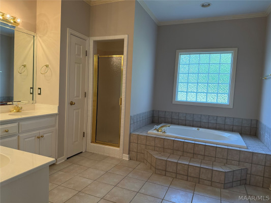 9105 GREEN CHASE Drive