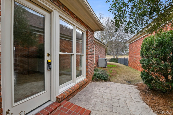 9105 GREEN CHASE Drive