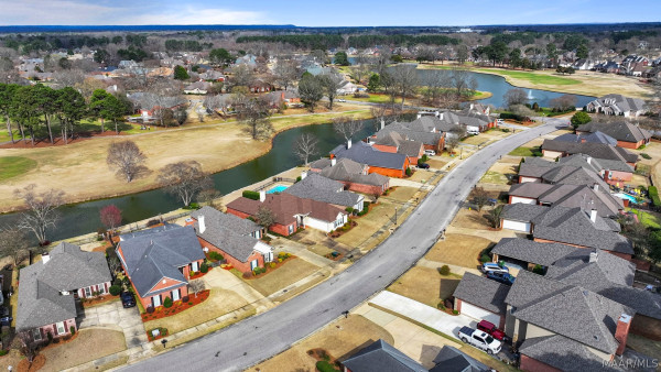 9105 GREEN CHASE Drive