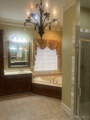 7048 Mid Pines