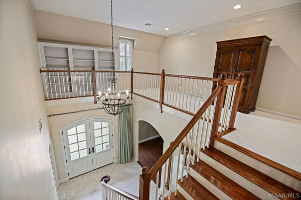 7048 Mid Pines