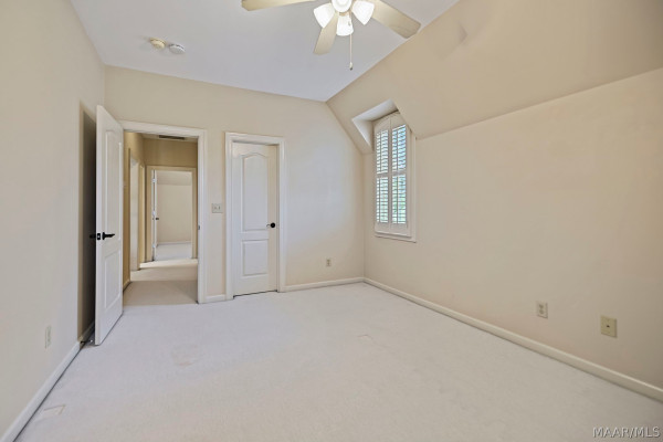 7048 Mid Pines