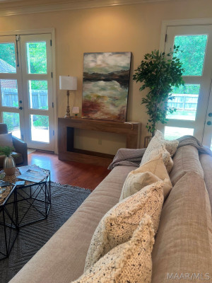 7048 Mid Pines