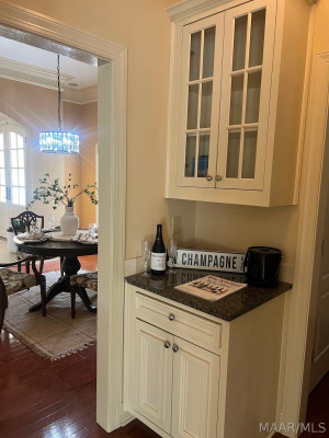 7048 Mid Pines