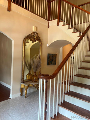 7048 Mid Pines