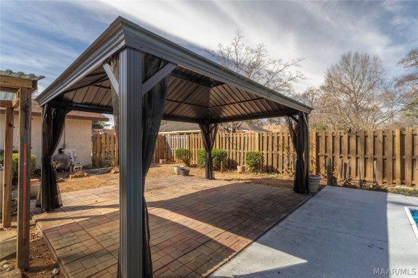 106 Saccapatoy Drive