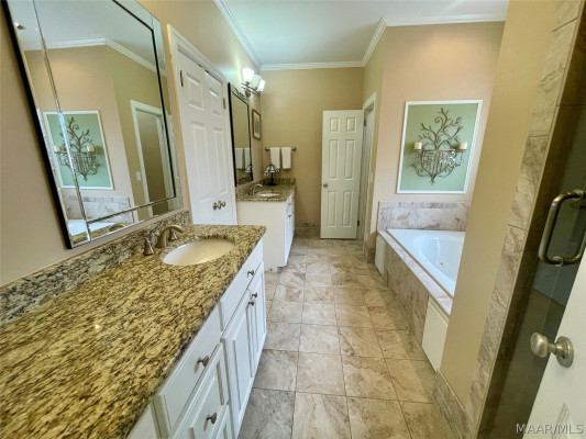 9865 Wynchase Circle