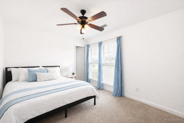 3936 CLAIBORNE Circle