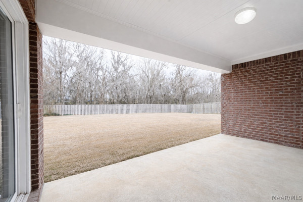 3936 CLAIBORNE Circle