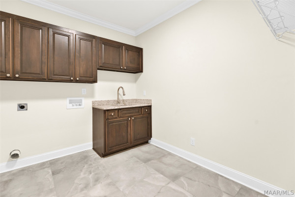 868 Brookwood Drive