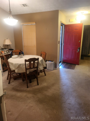 532 Hollow Wood Road