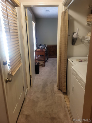 532 Hollow Wood Road