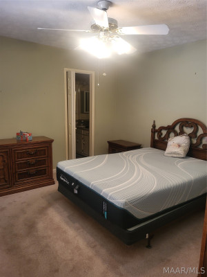 532 Hollow Wood Road