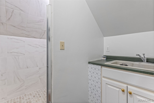 9462 Alysbury Place