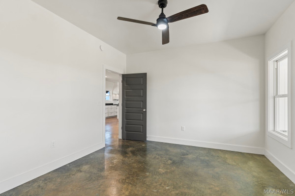 665 Thorn Trace