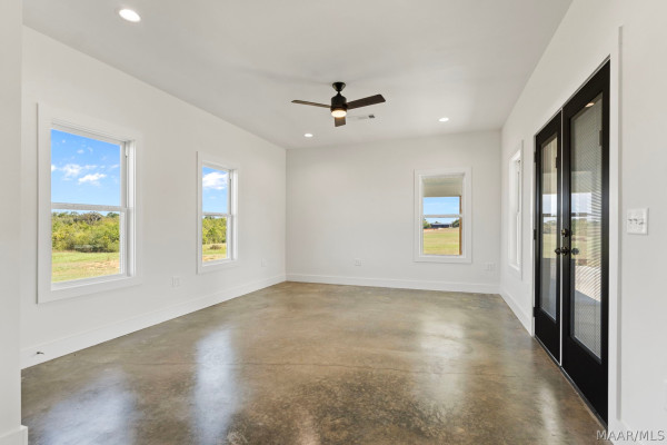 665 Thorn Trace