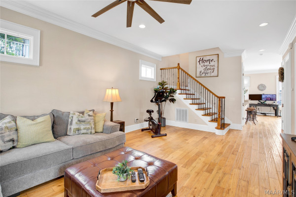 68 BRIGHT SPOT Street