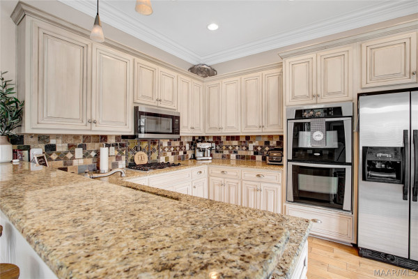 68 BRIGHT SPOT Street