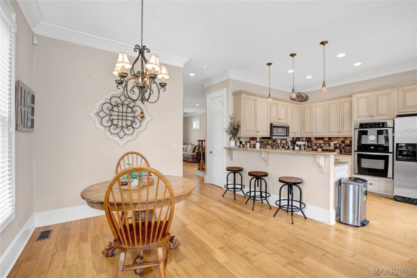 68 BRIGHT SPOT Street