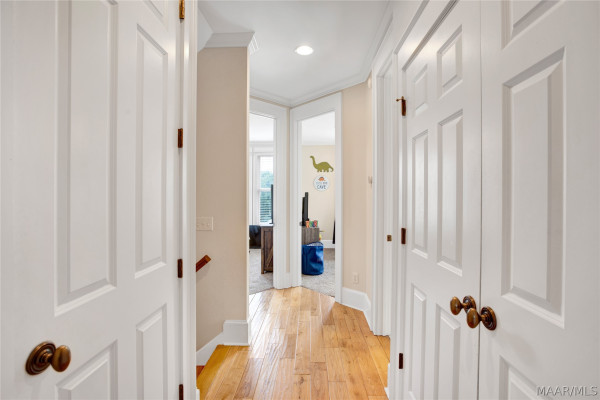 68 BRIGHT SPOT Street