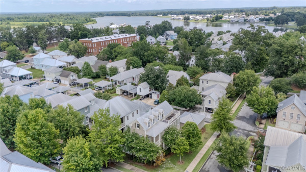 68 BRIGHT SPOT Street