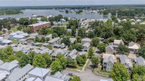 68 BRIGHT SPOT Street