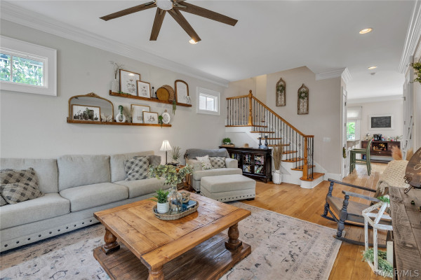 68 BRIGHT SPOT Street