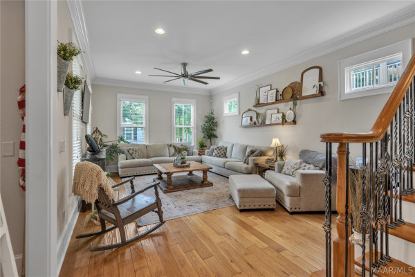 68 BRIGHT SPOT Street