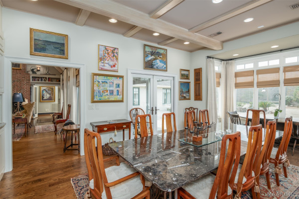 3530 Oak Grove Circle