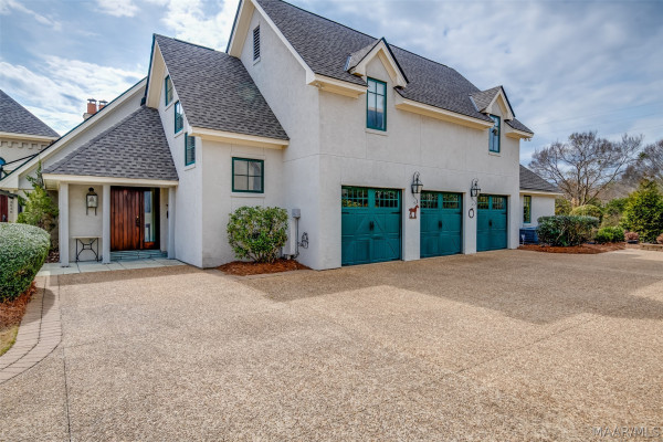 3530 Oak Grove Circle