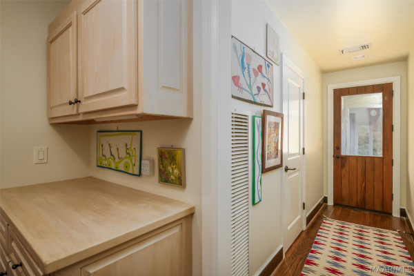 3530 Oak Grove Circle