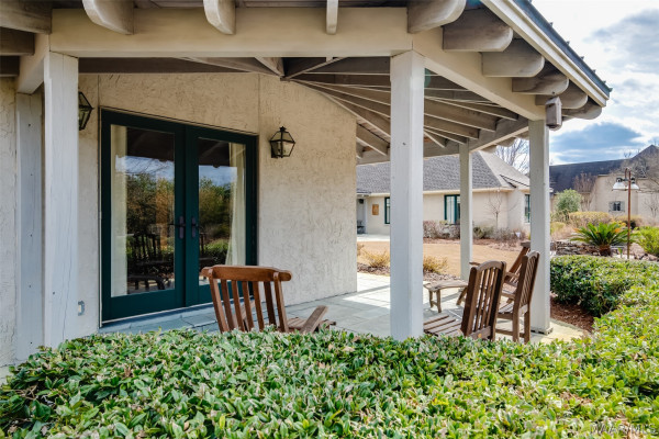 3530 Oak Grove Circle