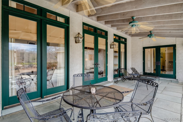 3530 Oak Grove Circle