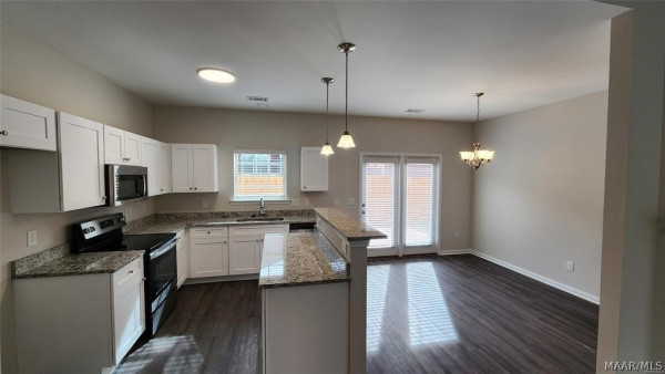 246 Brownstone Loop