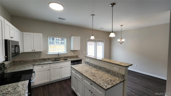 246 Brownstone Loop