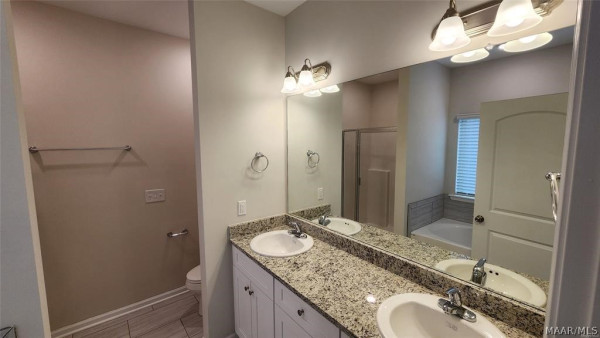 246 Brownstone Loop