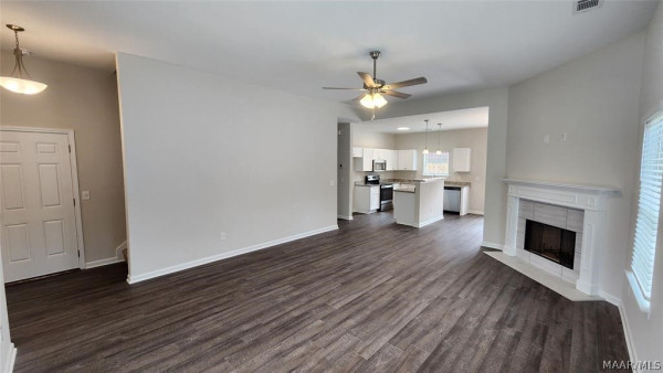 246 Brownstone Loop