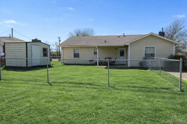 1644 Deatsville Highway