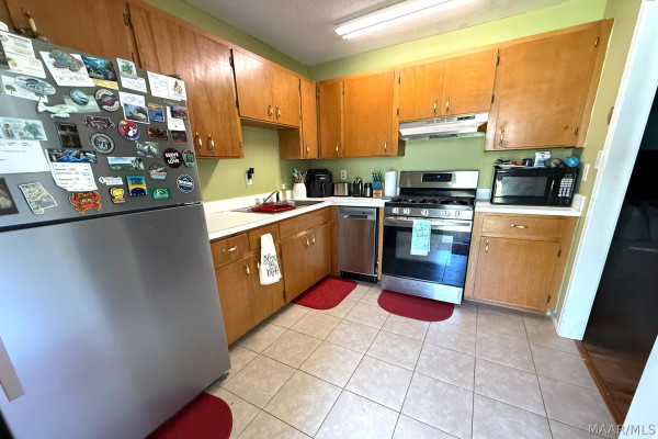 1644 Deatsville Highway