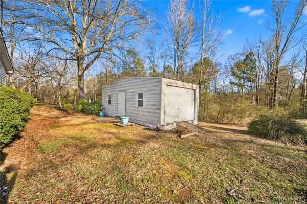 1585 Fleahop Road