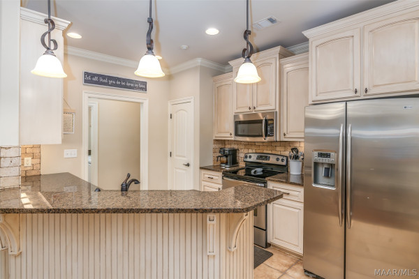 1000 Southern Hills Drive