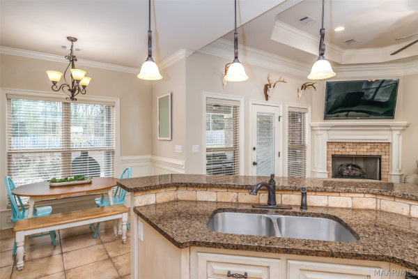 1000 Southern Hills Drive