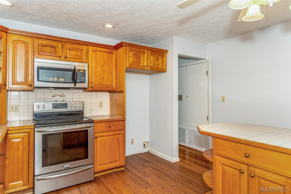 12275 Central Plank Road