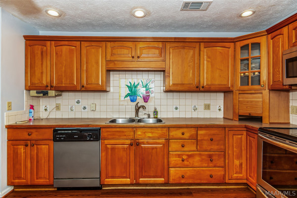 12275 Central Plank Road