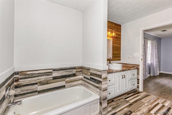 12275 Central Plank Road