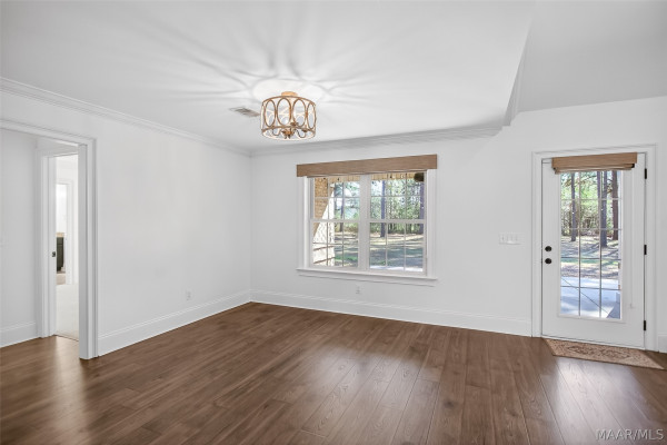 1360 Bon Terre Boulevard